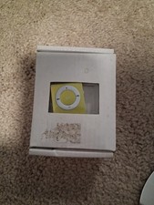 Generic Clip-on Mini MP3 Multimedia Player Gold
