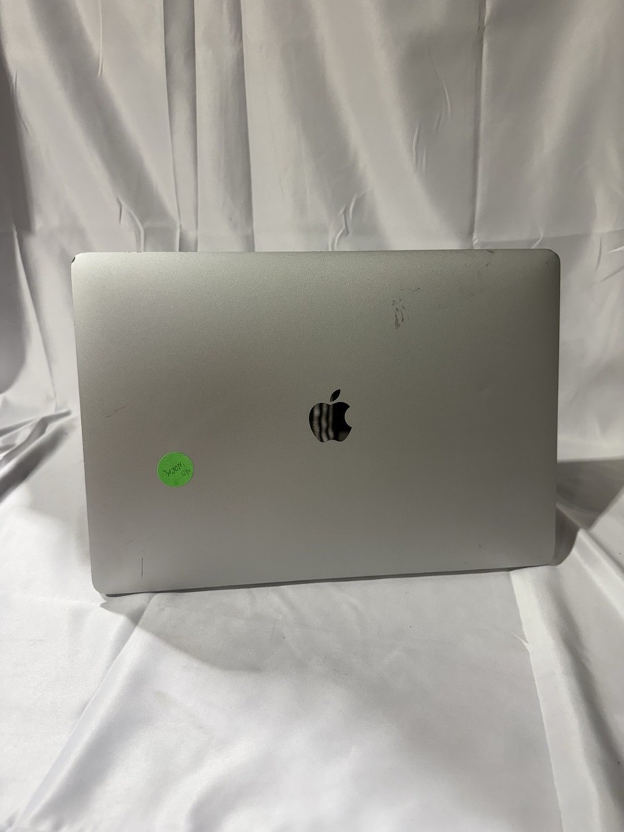 Apple MacBook Pro 15 in 2016 Silver/Intel Core i7 2.60 GHz, 256 GB