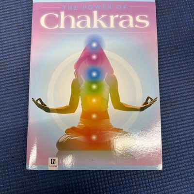 MA1- The Power Of Chakras by Fiona Toy 2020 Paperback Hinkler