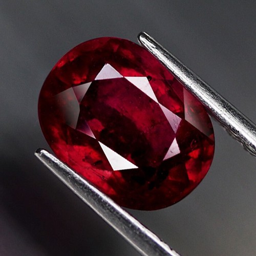 ES 2.41 ct. Rubí Natural Oval Rojo Nigeria - Imagen 4 de 4