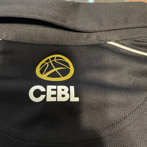 Nuovo con etichetta! Polo Ottawa BlackJacks CEBL Team logo alternativo nuova epoca taglia 3XL nera - Foto 4 di 12