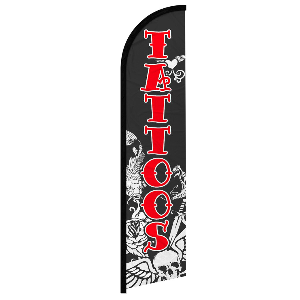 Piercings de publicidad sin viento con bandera de tatuajes tienda de tatuajes