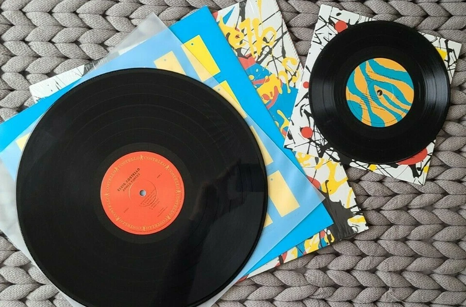 Elvis Costello And The Attractions – Armed Forces w/ 7" EP NM Vinyl — 第 3/4 张图片