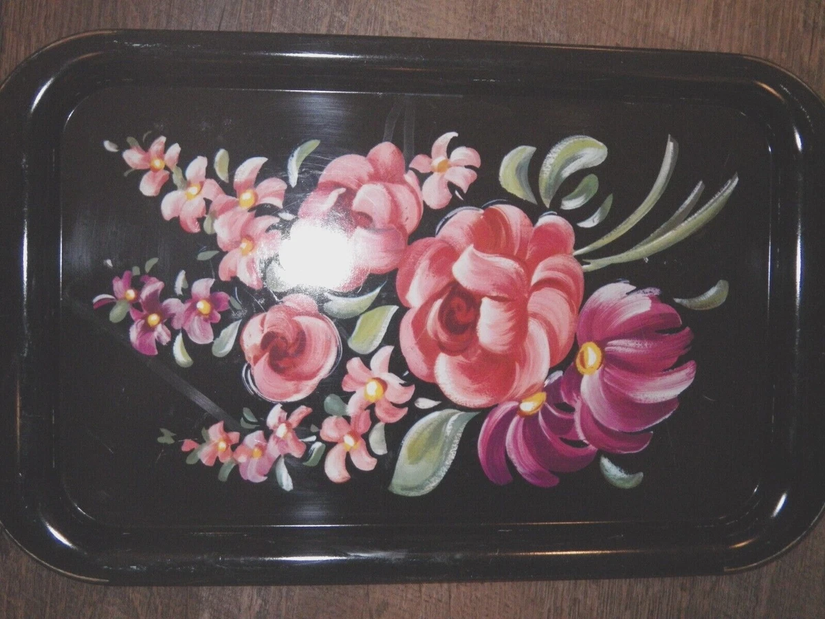 Black metal tv on sale trays