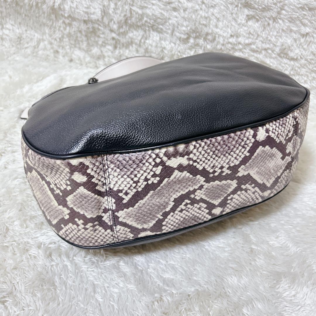 Extreme COACH 2way Shoulder Bag Python Pattern Ha… - image 6