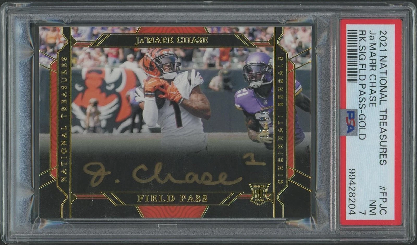 JaMarr Chase Panini National Treasures Rookie Signatures Field Pass #FPJC Base