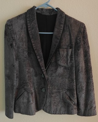 Vintage Handmade Gray velvet blazer with a touch of elegance