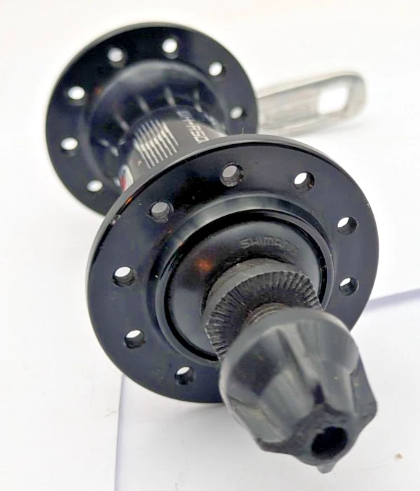 BUJE DELANTERO SHIMANO WH-R500 20 ORIFICIOS LLANTA FRENO LIBERACIÓN RÁPIDA LLANTA NEGRA R500 Foto 4 de 4