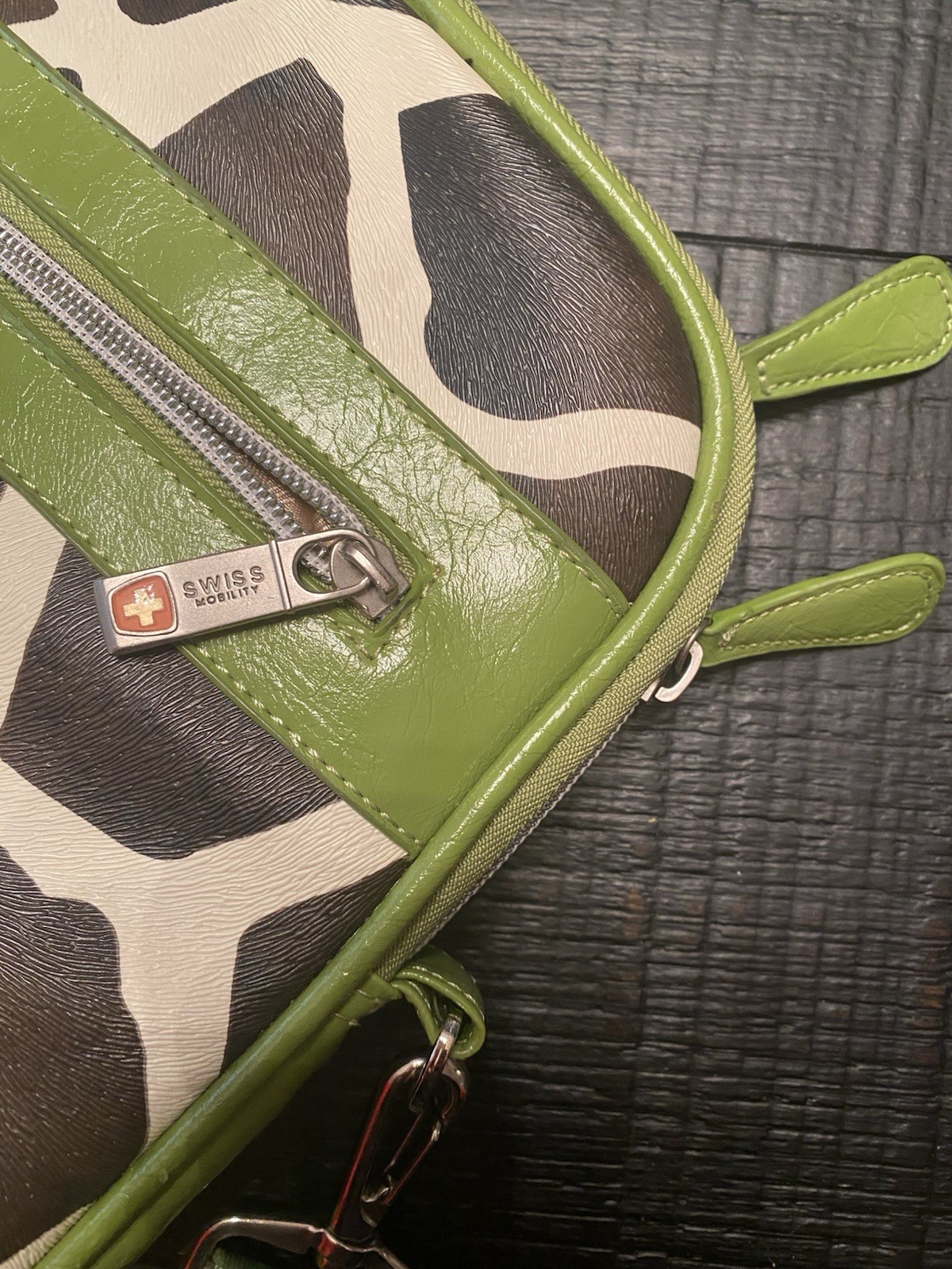 Computer Bag Giraffe Pattern With Lime Green *Pad… - image 5