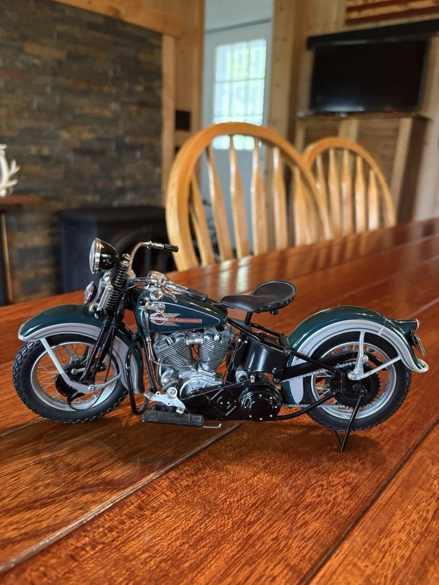 Harley-Davidson Diecast Motorcycles & ATVs 1:10 1936 Vehicle Year