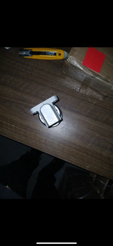 Cilindro maestro de freno Dorman M630466 compatible con modelos seleccionados de Nissan Foto 3 de 4