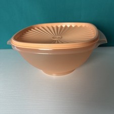 Tupperware Classic Servalier Bowl 8 cup Soft ...