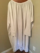 Alb whit a nice lace