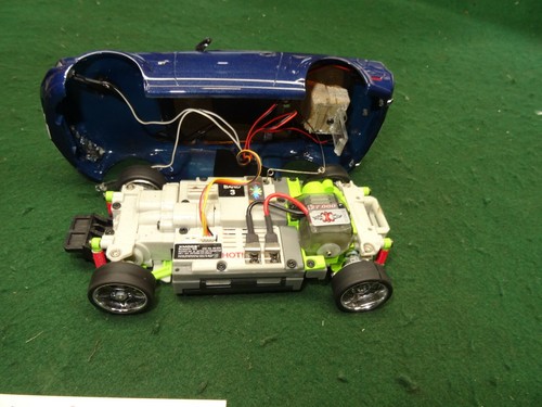 Radio Shack *XMODS 2006 FORD MUSTANG GT MINI Z BODY W/UPGRADES GREAT CONDITION - Picture 11 of 12