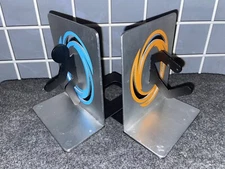 Portal 2 ThinkGeek Rare Video Game Bookends Aluminum Metal Book Ends