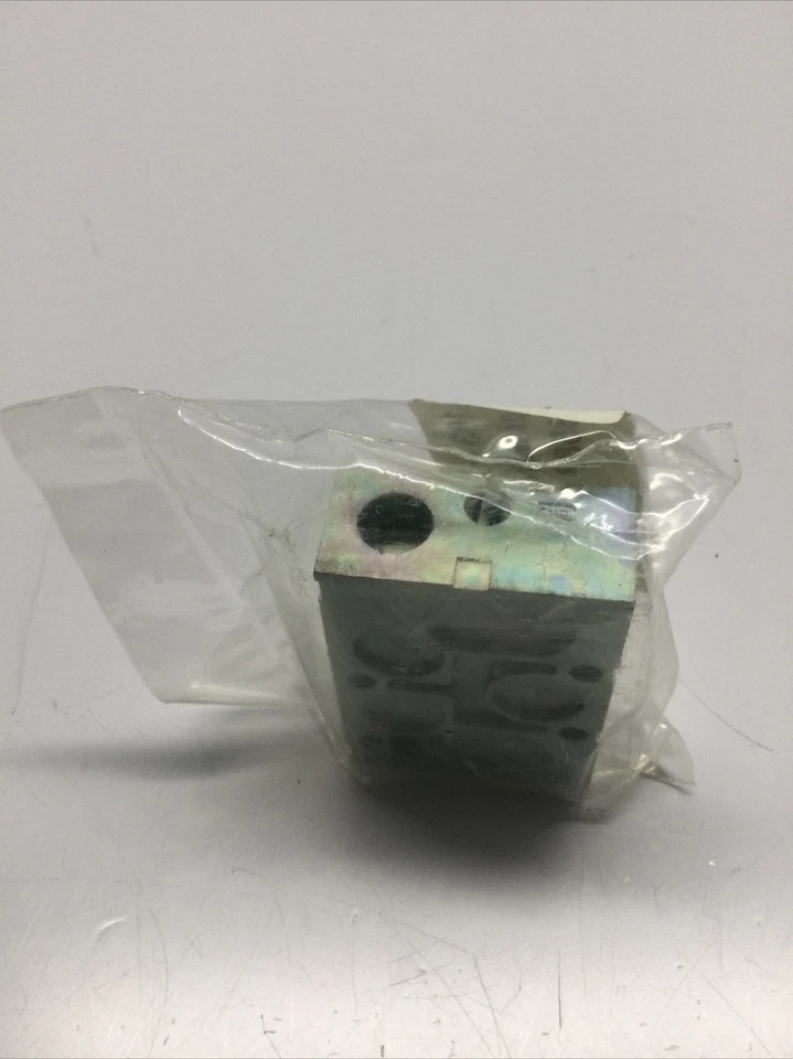 NEW, NUMATICS, 103-493, SUB BASE, 1 STATION, 1/8 In Npt. (3C-4) - Image 4 of 4