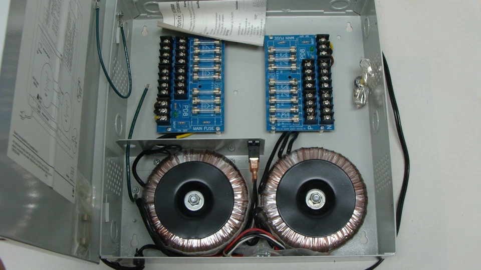 Altronix BH2816600 16-output, 24-28VAC CCTV power supply New NOS - Image 4 of 4