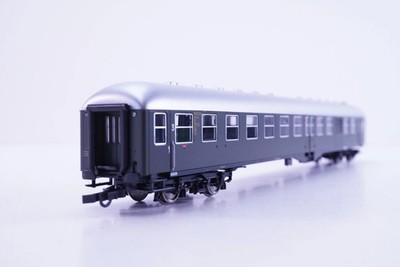 (SOB083) Roco 45247 Personenwagen 3. Kl. mit Gepäckabteil DB, exact 1:87, H0 ...