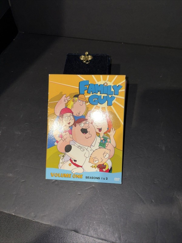 Family Guy - Volume 1: Seasons 1  2 (DVD, 2004, 4-Disc Set)