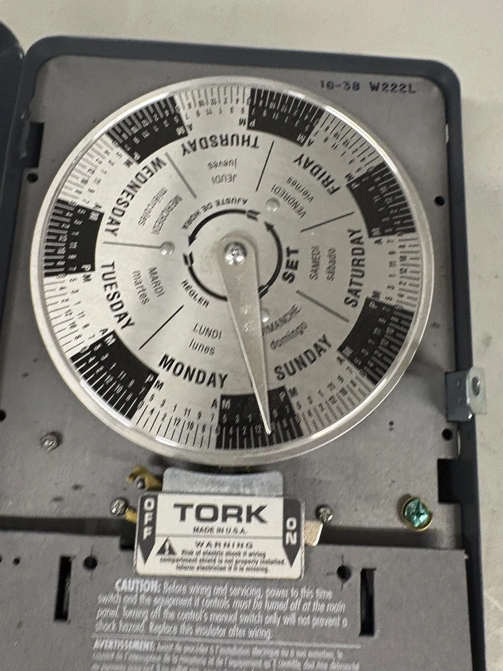 Tork W222L 7 Day Reserve Power Time Switch 40A 208-277VAC DPDT Enclosure⚡️ - Image 3 of 4