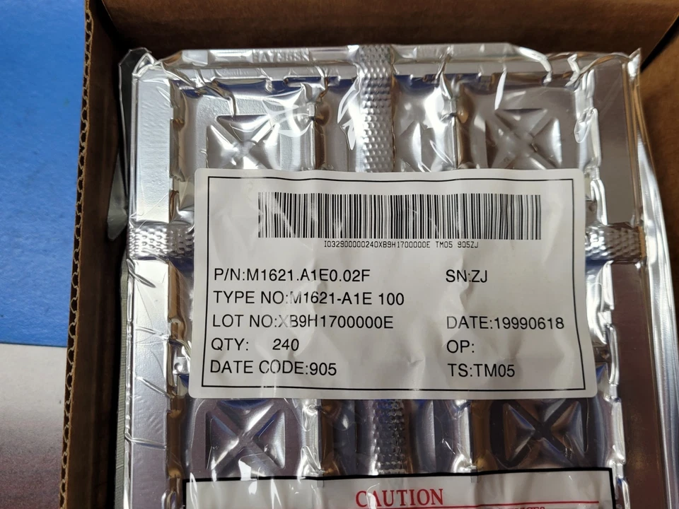 (1 PC) M1621A1 ALI IC BGA 100MHZ M1621A1-100MHZ Foto 3 de 4