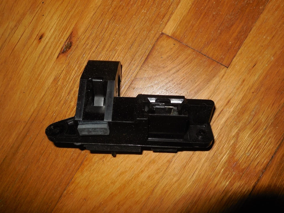 Nuevo de Lote Antiguo Lincoln Continental Guantera Pestillo E25Y-5406072-A Foto 2 de 2