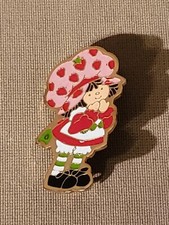 Vintage 1980 Strawberry Shortcake Enamel Pin/Brooch Gold Tone Trim AGC
