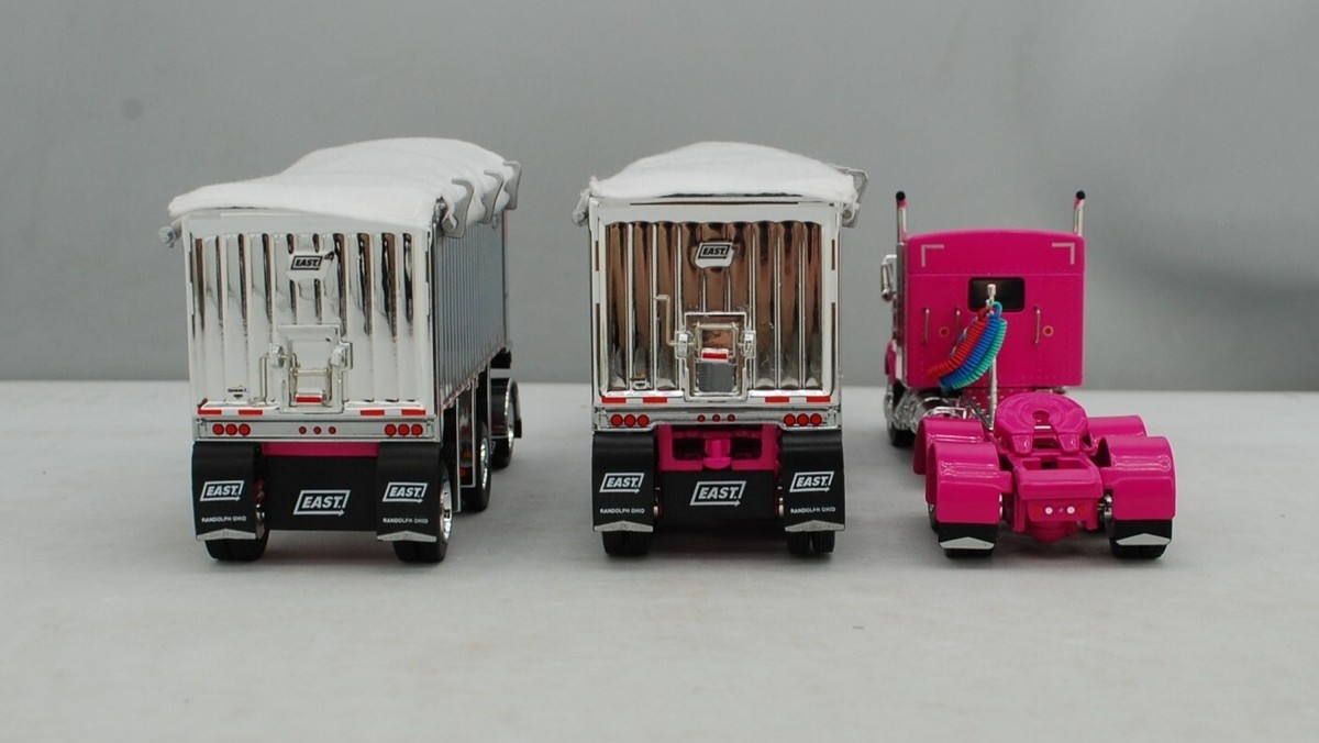 Modellino DCP By First Gear – Kenworth T800 Sleeper Scala 1:64, Rosso Cromato, East Genesis II, Nuovo - 2