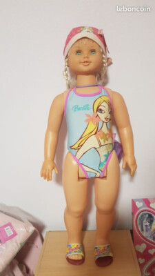 GROSSE PUPPE JESMAR 88 CM IM BADEANZUG