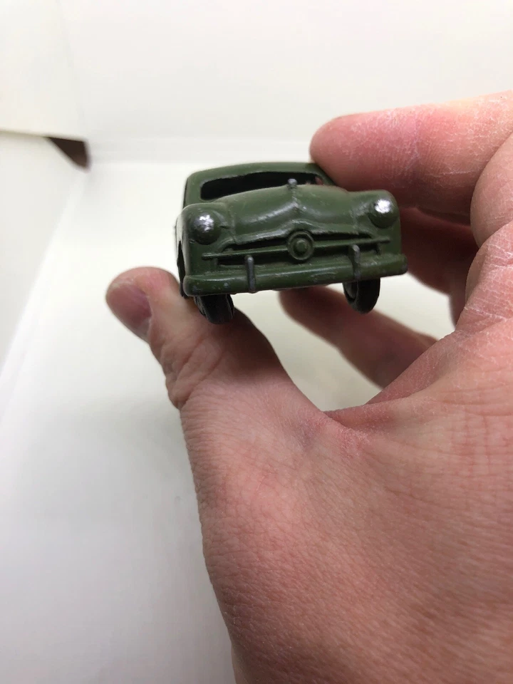 DINKY Meccano 139 m FORD FORDOR SEDÁN emisión de exportación ejército de EE. UU. coche exportación 1952 Foto 4 de 4