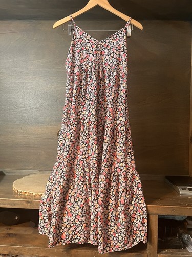 Wild Fable Womens Dress SIZE MEDIUM BLACK WITH PINK MULTICOLOR FLORAL VEE NECK