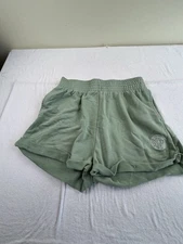 Nike NSW Fleece Tech Shorts Green Wmns Standard Fit Roll Up Pockets DN4956 Sz LG