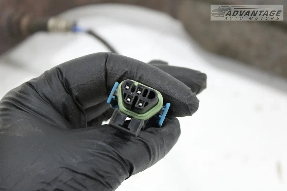 Tubo de escape del lado del pasajero delantero derecho Hummer H2 2003-2006 4x4 6,0 L V8 OEM Foto 4 de 4