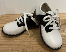 Footmates Cheer 8402 Size 7 Saddle Oxford Leather Black White