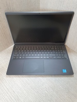Dell Vostro 15-3510 i3-1115G4 @ 3,0GHz 8GB DDR4 256GB NVMe SSD Grade C EJ0801