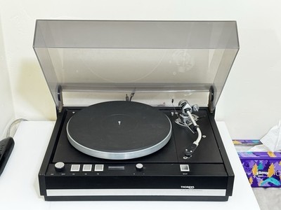 Thorens TD-126 MKII Turntable + SME 3009 Tonearm
