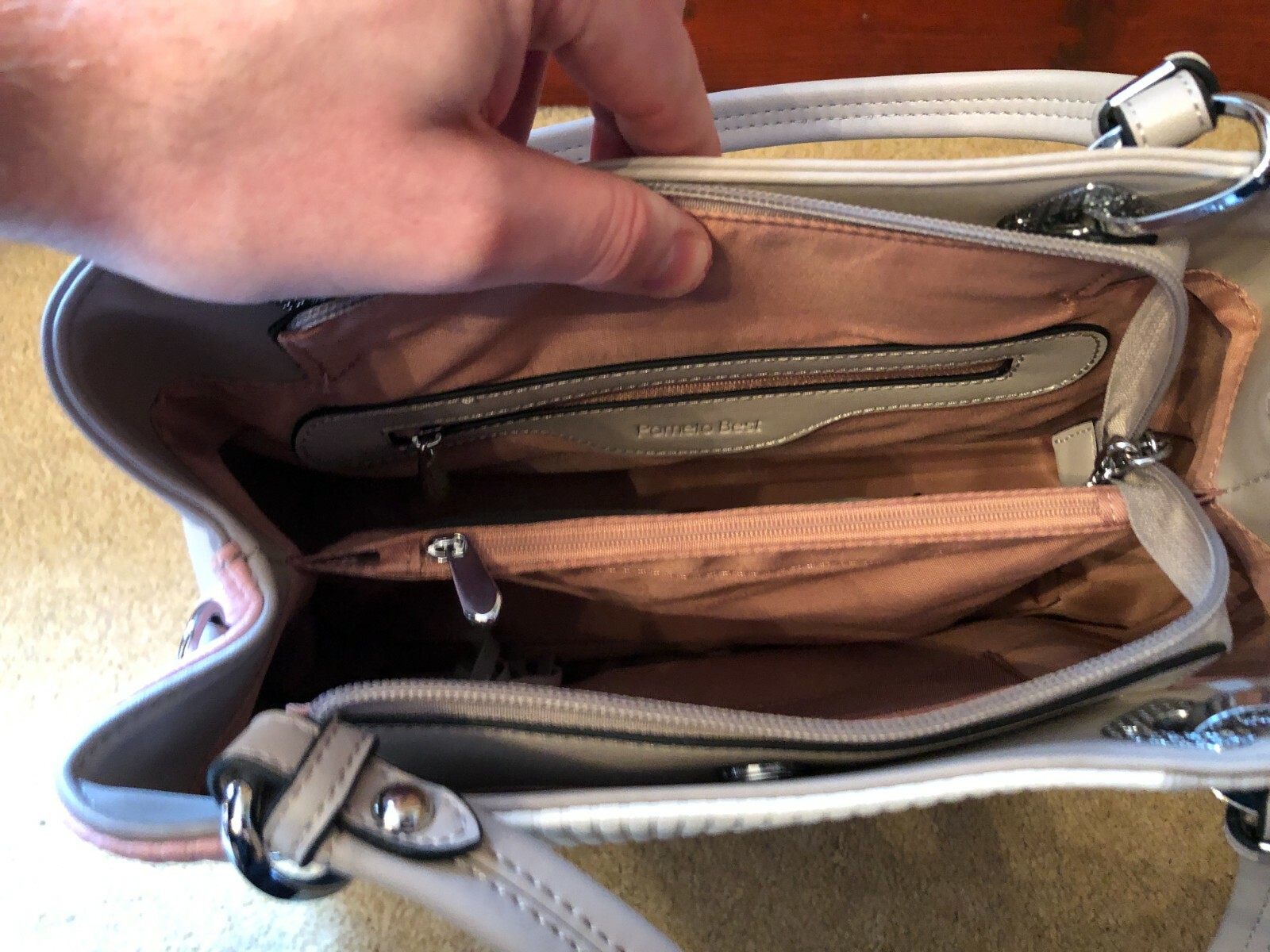 Pomelo Best Women Handbags With Multiple Interior Pockets for sale