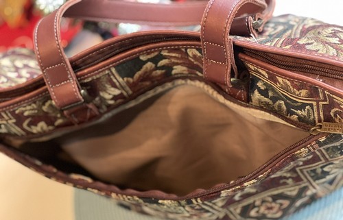 Ricardo Beverly Hills Santa Cruz Drop Bottom Footed Bag - IMMACULATE CONDITION - Picture 7 of 9
