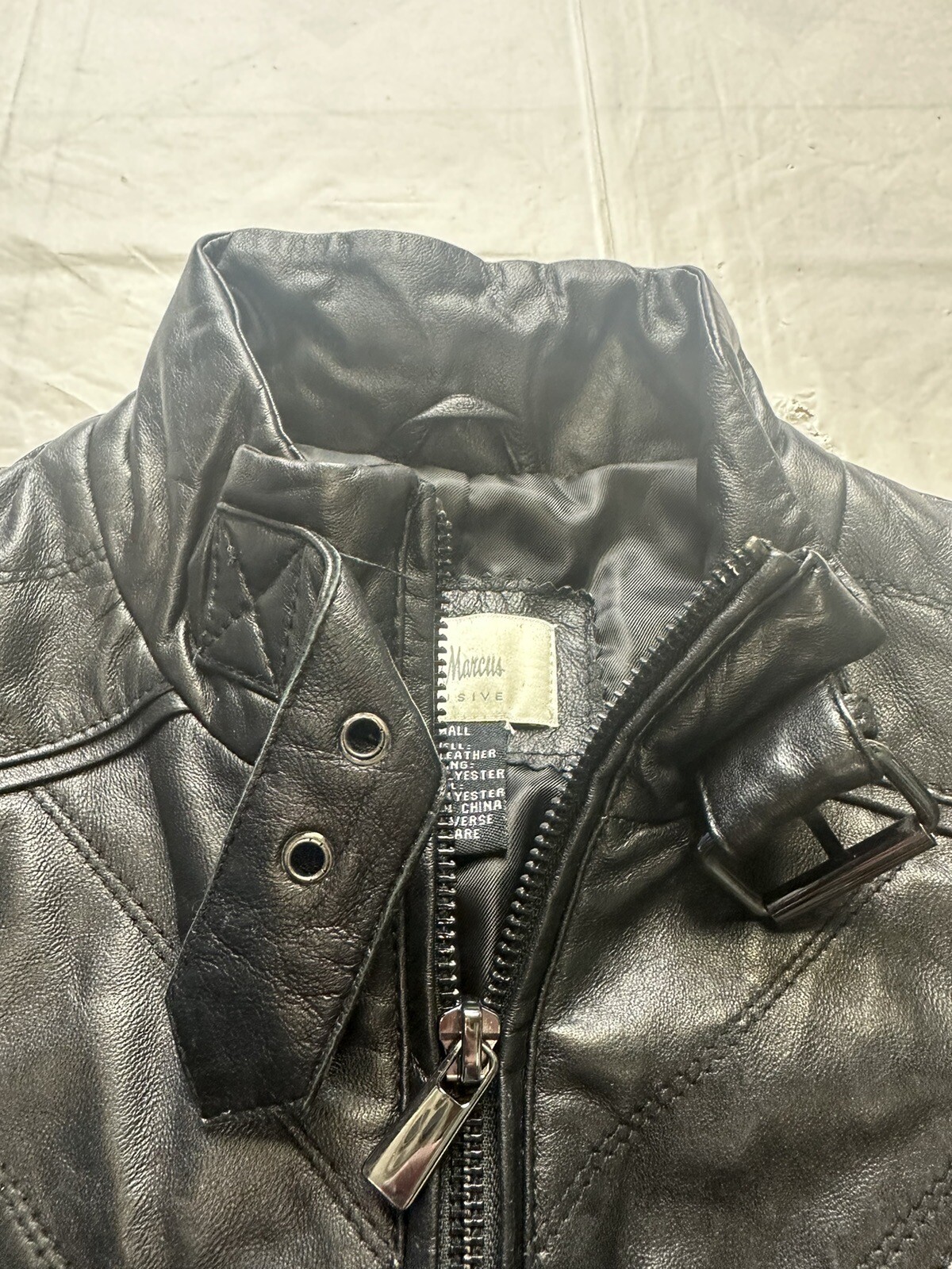 Picture 4 of 8