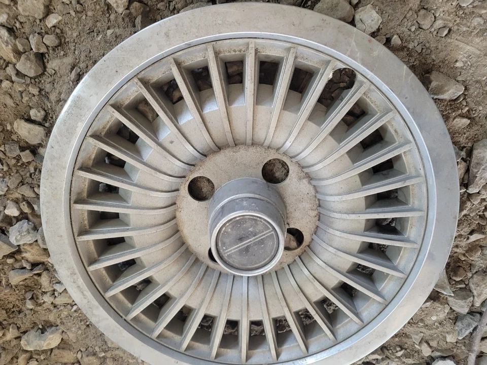 FORD CAPRI MUSTANG CLÁSICO 78-86 14" TAPACUBOS MOLDURA RUEDA D8BC-1130 D8BC-1000-CG Foto 4 de 4