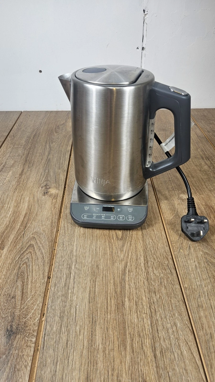 Ninja Stainless Steel Perfect Temperature Kettle, Rapid Boil – [KT201UKREF] s05
Opens in a new windo