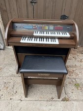Lowrey Voyager Electronic Organ Keyboard With Bench - Pick Up Only