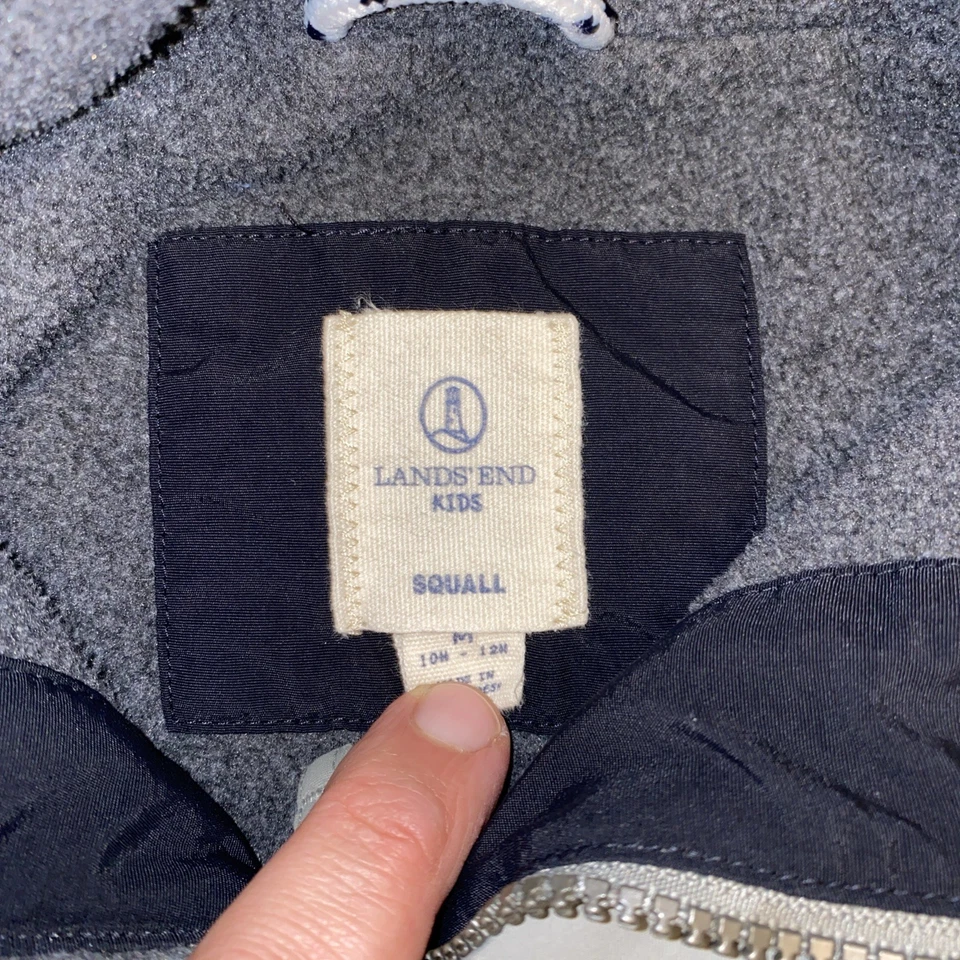 Abrigo Chaqueta Parka de Invierno Lands End Boys Squall Talla M 10-12 Negro Gris Capucha Cálido Foto 4 de 4