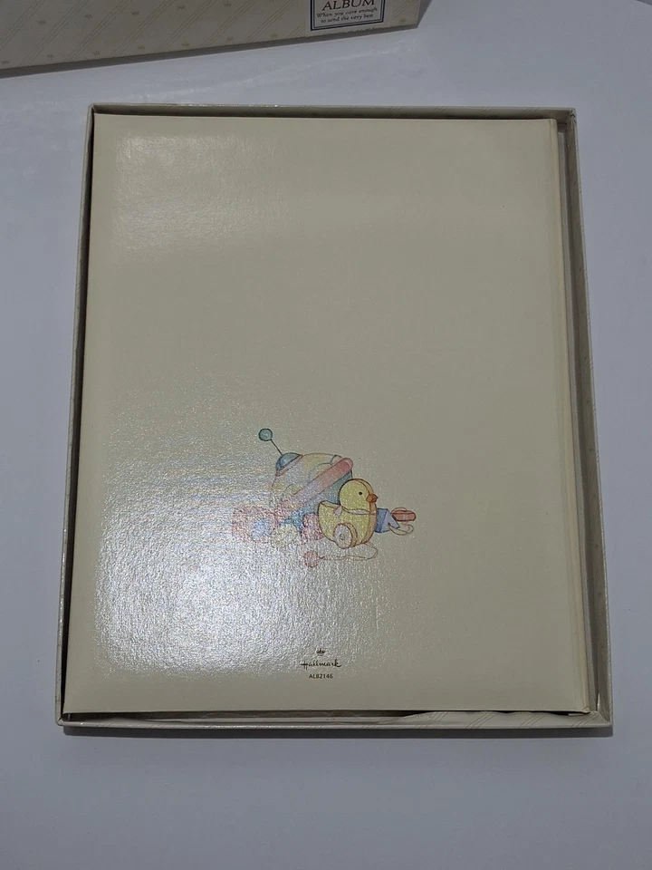 Libro Hallmark Keepsake All About Baby años 80 con caja Foto 4 de 4
