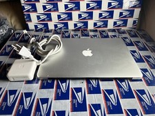 A1369 13.3" APPLE MACBOOK AIR LATE 2010 - CORE 2 DUO/2GB RAM. Apple