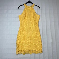 Lulus Womens Bodycon Dress sz S Yellow Floral Lace High Neck Lined Spring Summer