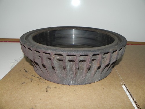 OEM Front Brake Drum/Hub 1971 Chevy Nova - Picture 5 of 6
