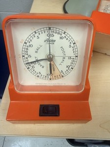 ARISTO RED-ORANGE STOPCLOCK SPORTS TIMER photo clock football basketball RARE