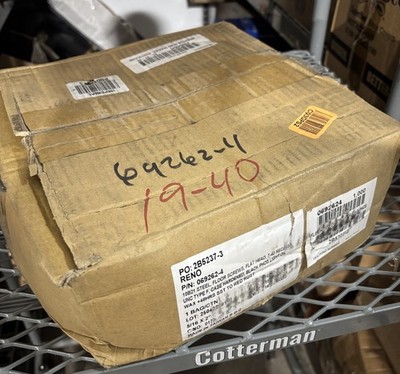 1000ct Fastenal Floor Screws 5/16-18 x 2'' Flat Head T40 Torx Type F Steel