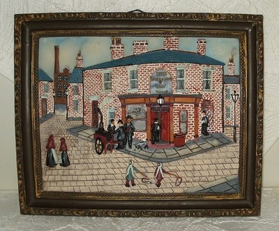 Vintage 3D Wandornament viktorianische Straßenszene vor Rose & Crown Pub